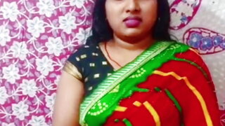 Dirty son-in-law left mother-in-law When she was alone at home Desi sex Video .Clear Hindi Vioce 